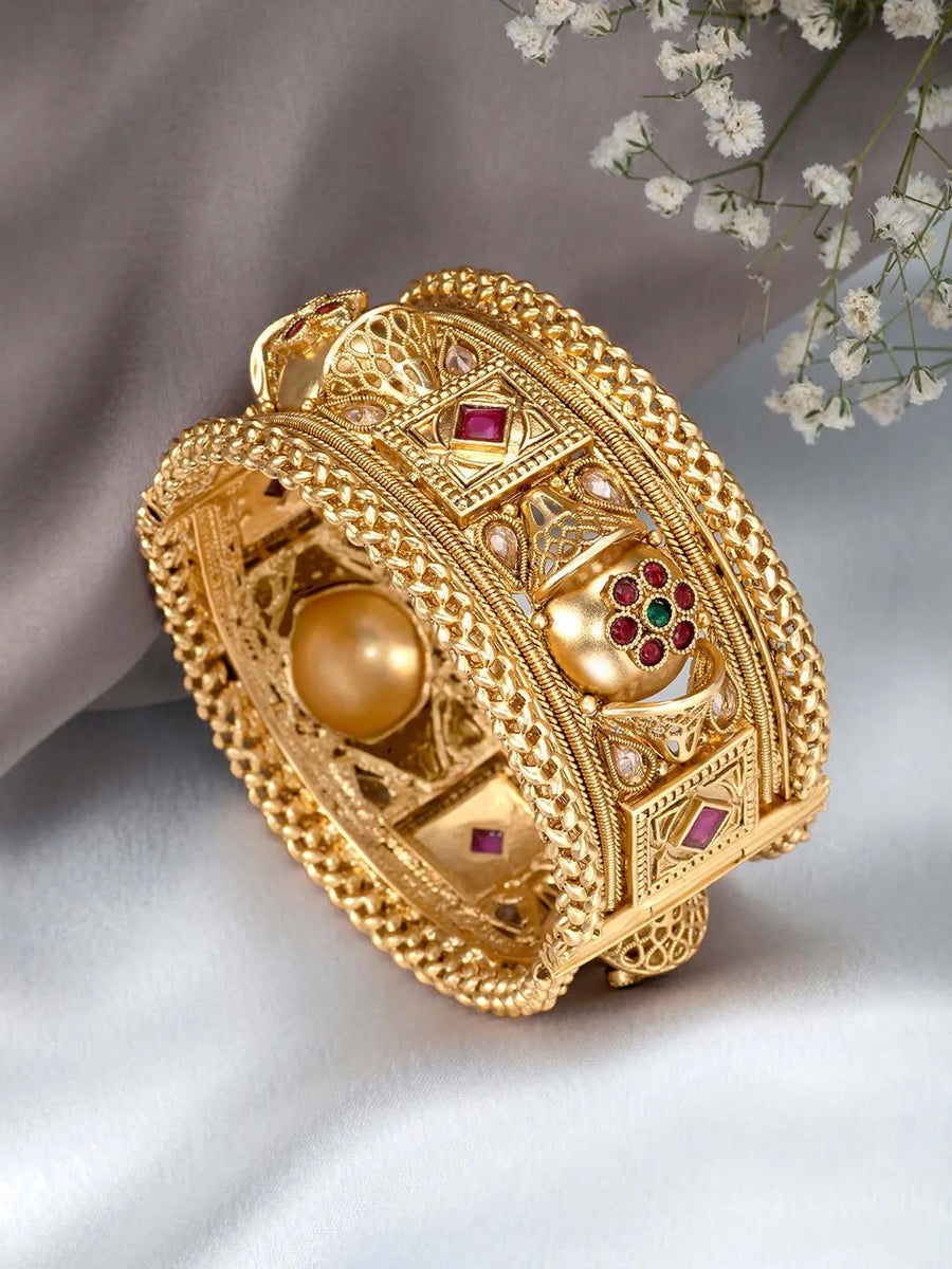 Stone Studded Kada by Peora – Radiant Fashion Jewellery

