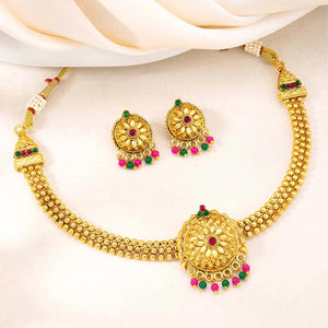 Charming Vivid Saga Necklace Set