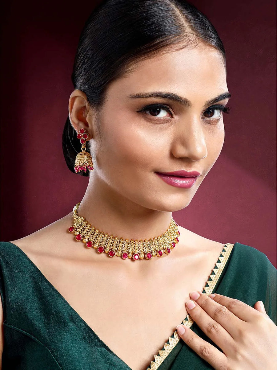 Necklace Set – Elegant & Handcrafted Jewellery for Women | Peora
