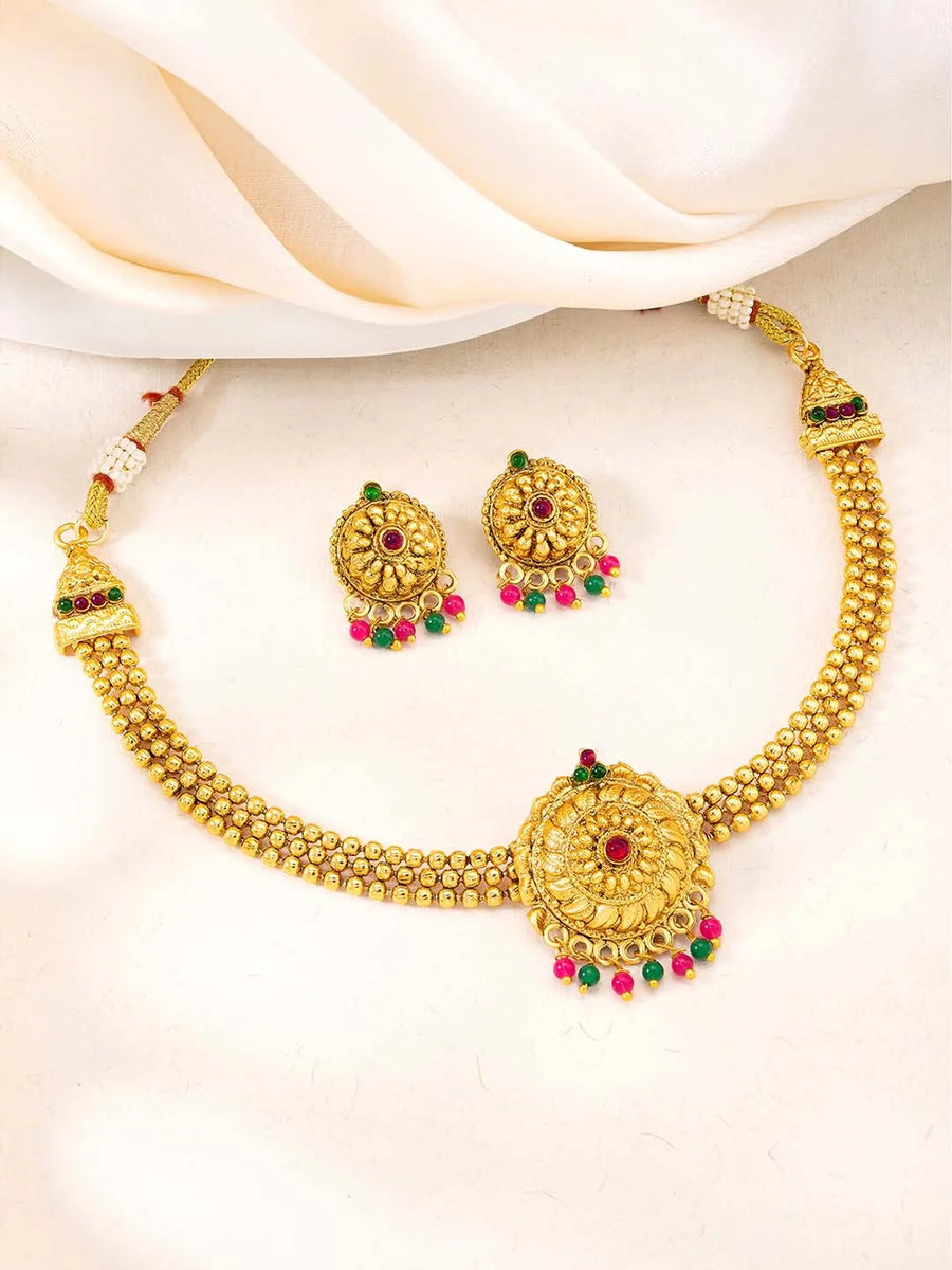 Necklace Set – Elegant & Handcrafted Jewellery Collection | Peora