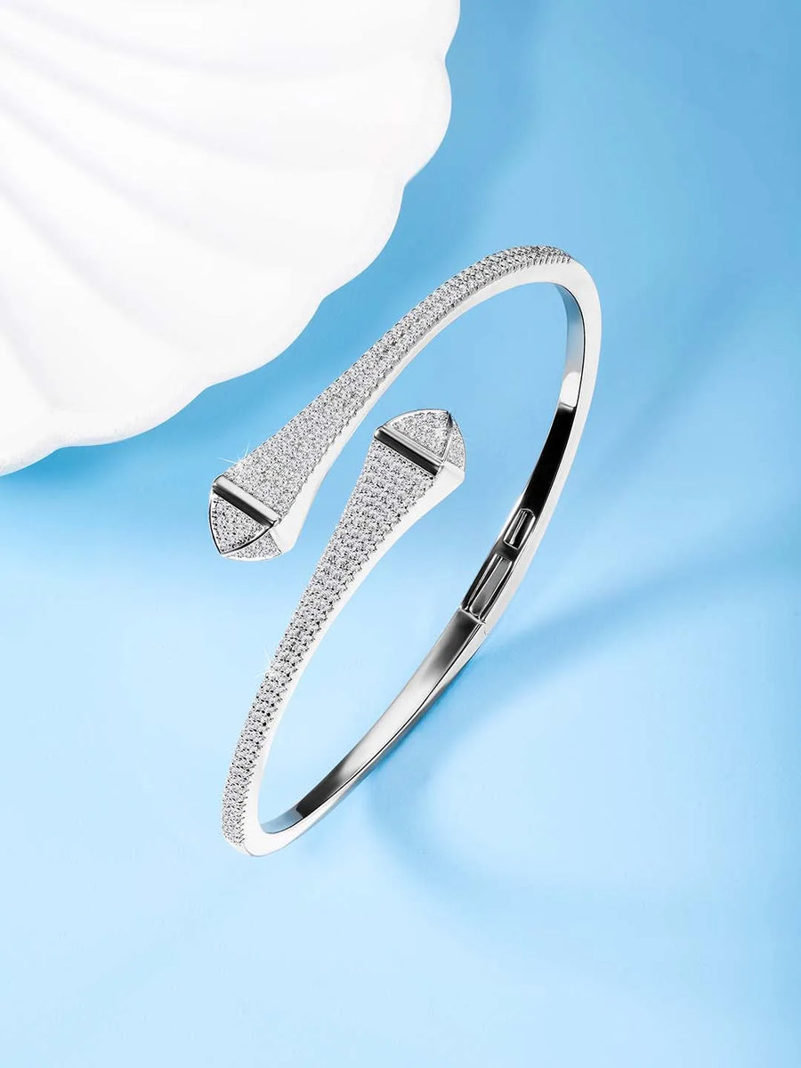 Kada Bracelet for Women – Elegant & Trendy Designs | Peora