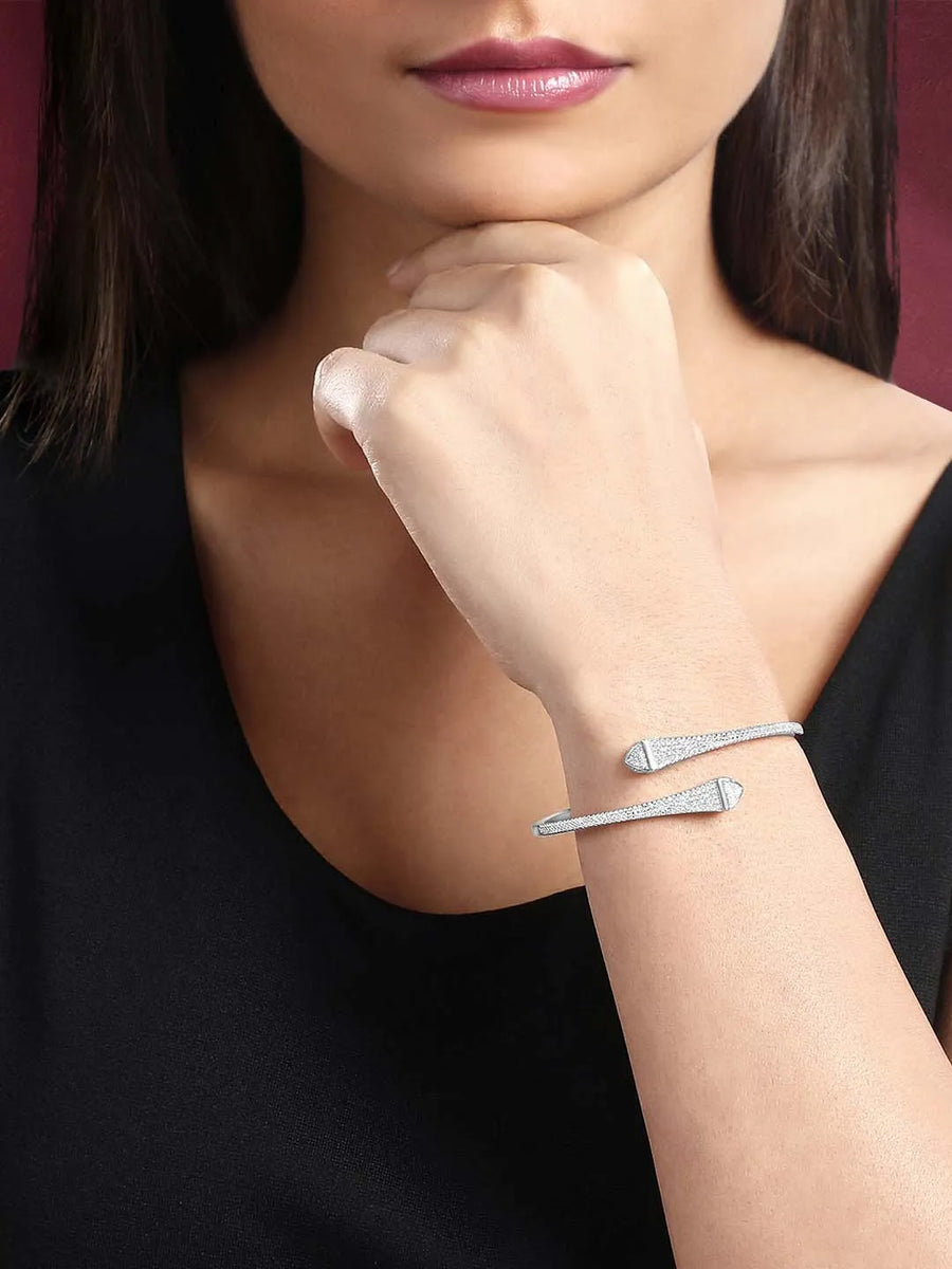 Kada Bracelet for Women – Elegant & Trendy Designs | Peora