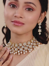 Floral Kundan Pearl Necklace & Tikka