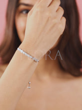 Shimmering CZ Round Chain Bracelet