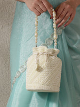 Evening Wrist Delights Elegant Handbag