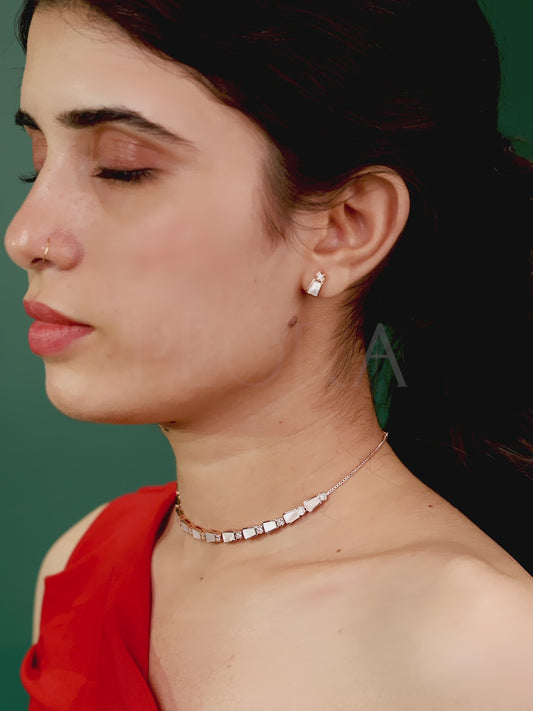 Gleaming CZ Synthetic Stones Necklace - Rose Gold