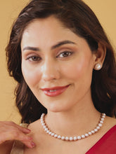 Pearl Embrace Evening Glow Necklace Set