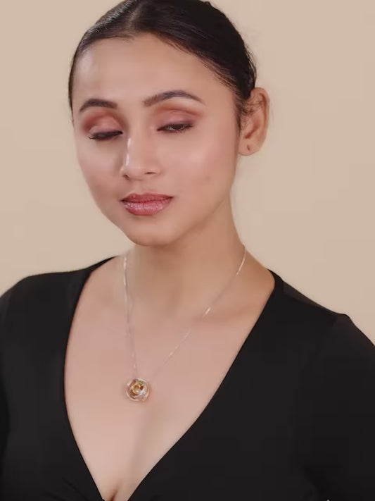 Heartfelt Pendant – Meaningful Jewellery for Her | Peora