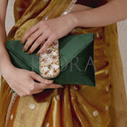 Glamorous Glow Elegant Handbag Clutch - Green